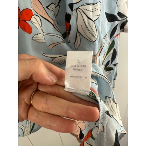 Parker Silk Carlotta Floral Blouse Light Blue MoonDance Size XS - Picture 5 of 8